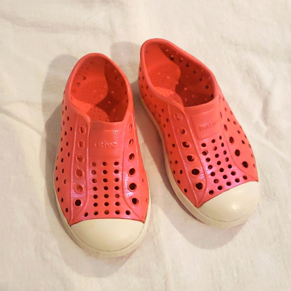 Pink iridescent Natives